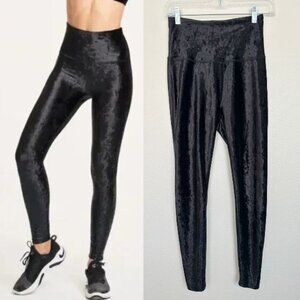Beyond Yoga Velour Alloy Full Length Black Leggings Shiny High Waist Size Small